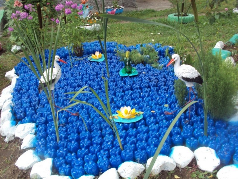 фигурки для сада из пластиковых бутылок